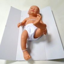 Модель по уходу за ребенком, европейский тип, W17000 (мальчик)  Вид 4