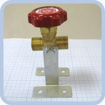 Клапан запорный проходной К-1409-250 с кронштейном  Вид 1