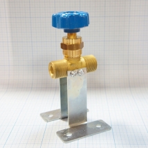 Клапан запорный проходной К-1409-250 с кронштейном  Вид 6