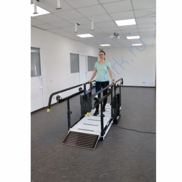 Тренажер в виде параллельных брусьев для тренировки ходьбы «ОРТОРЕНТ CARMINA» модель «Брусья-лестница» с регулировкой поручней  Вид 3